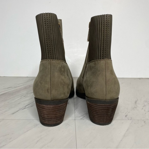 Vionic Shantelle Gray Green Nubuck Bootie 7 1/2 - Picture 3 of 14